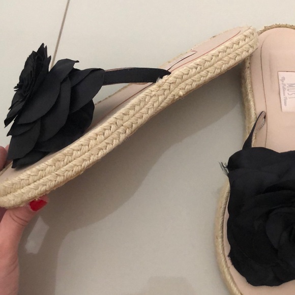 New Never used Hand Made Flower Espadrille Sandals - Picture 2 of 4